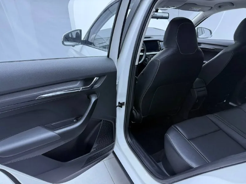 Skoda Komiq 2022 — фото 16