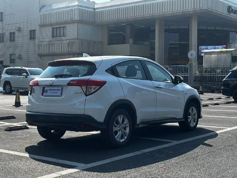 Honda Vezel 2020 — фото 5
