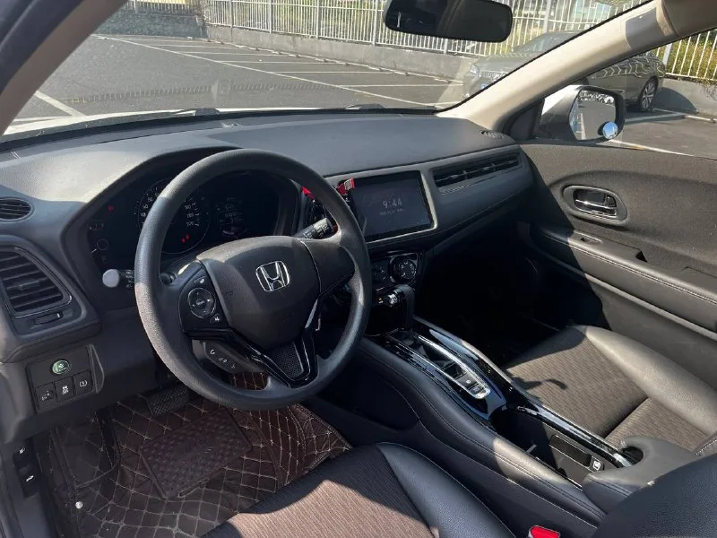 Honda Vezel 2020 — фото 12