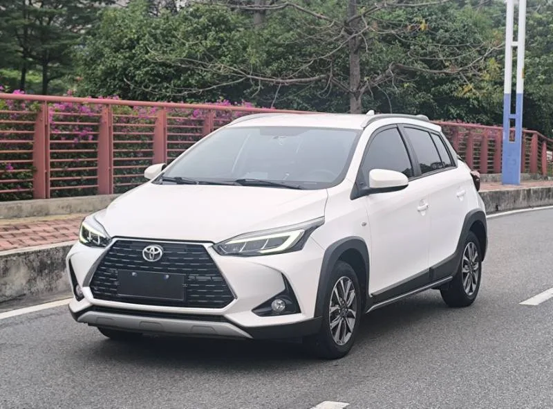 Toyota YARiS L 2022