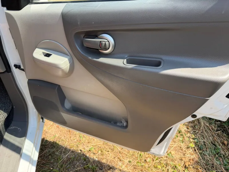 Nissan NV200 2015 — фото 16