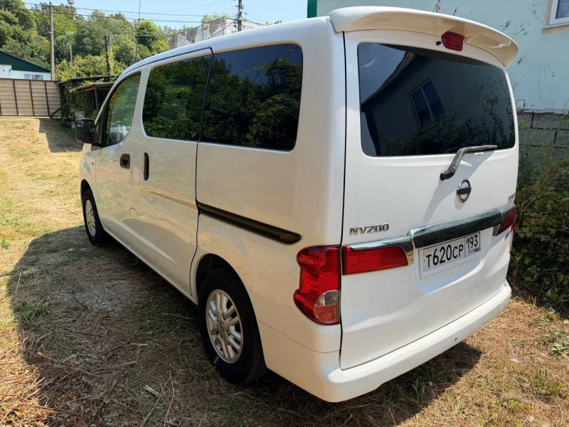 Nissan NV200 2015 — фото 7