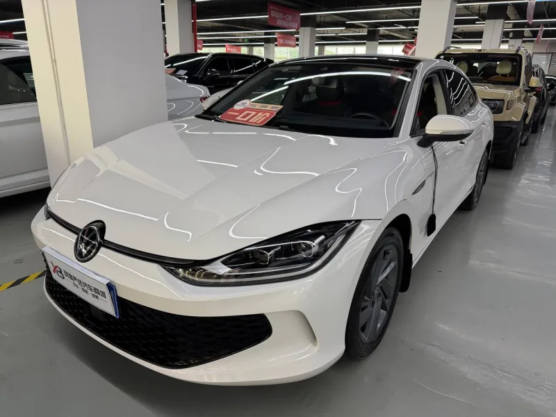 Volkswagen Lamando L 2022