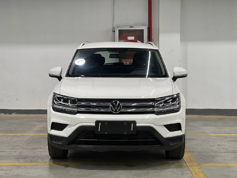 VW THARU