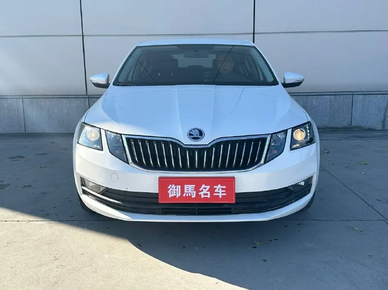 SKODA OKTAVIA