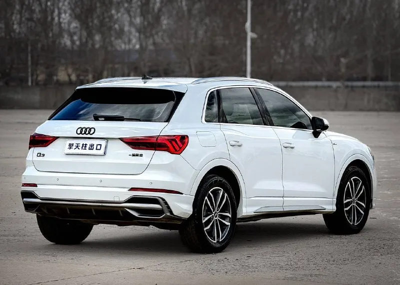 AUDI Q3 — фото 6