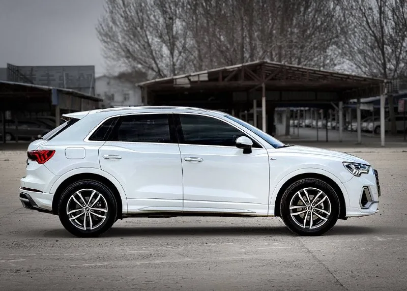 AUDI Q3 — фото 8