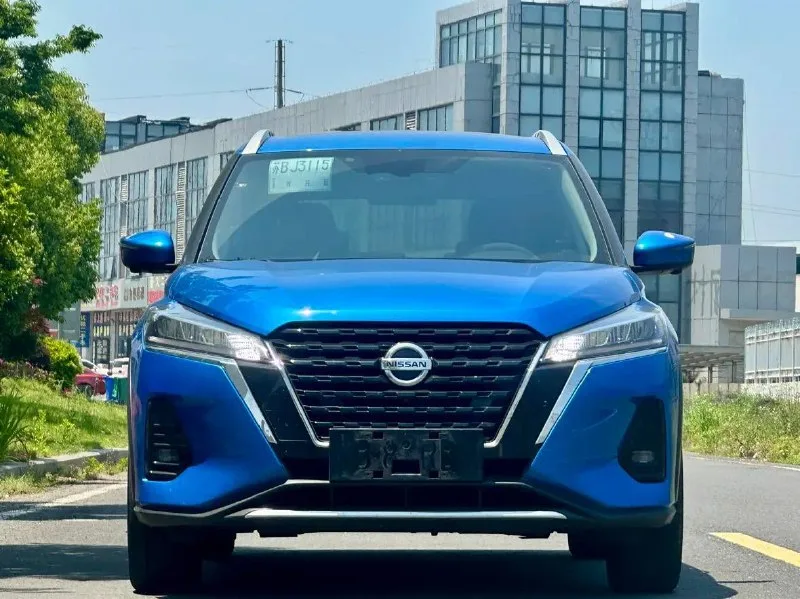 NISSAN KICKS — фото 2