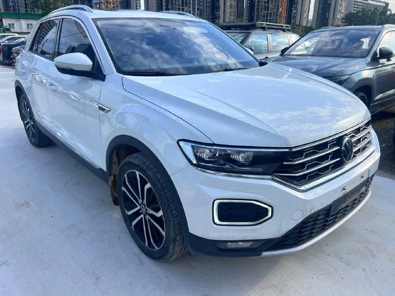 VW T-ROC — фото 2