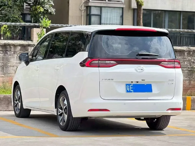 GAC TRUMPCHI M6 — фото 5