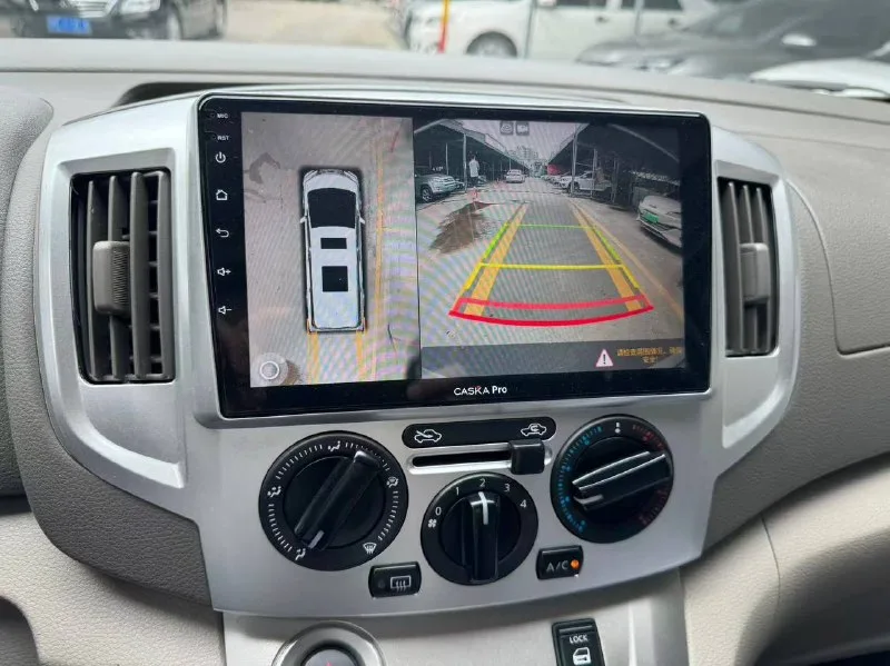 NISSAN NV200 — фото 11
