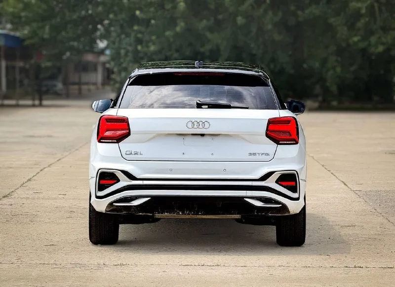 Audi Q2L 2022