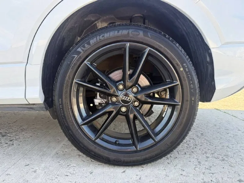 Audi Q2L 2022 — фото 23