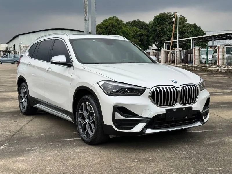 BMW X1 2021 — фото 8