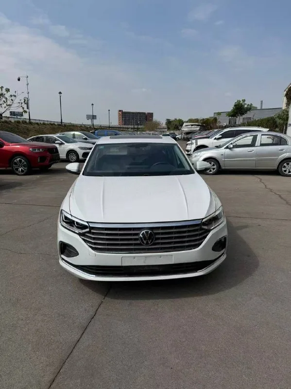 VW LAVIDA