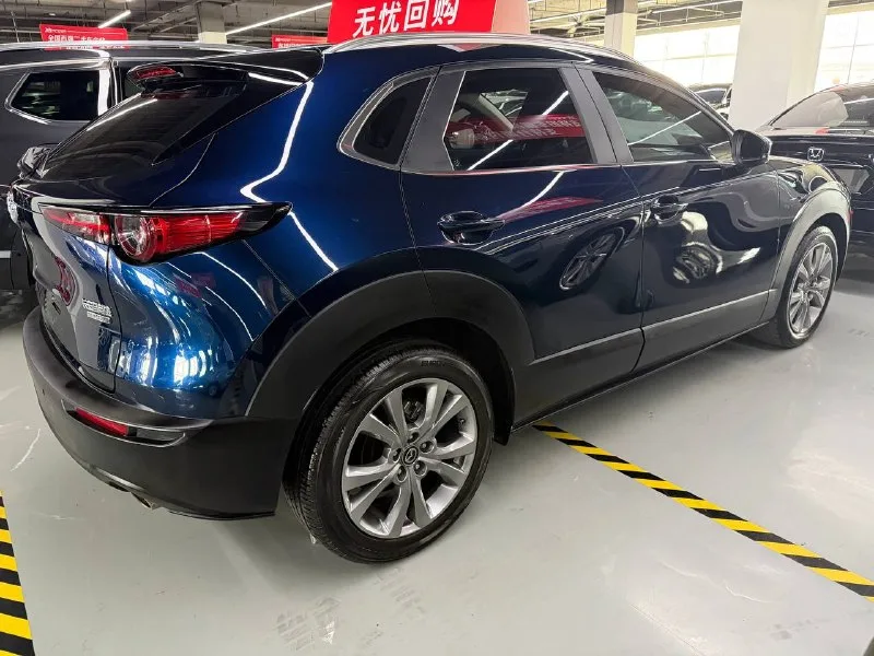 Mazda CX-30 2021 — фото 2