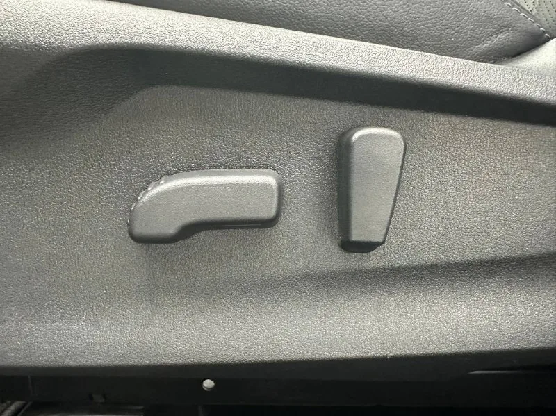 Subaru Forester 2022 — фото 11
