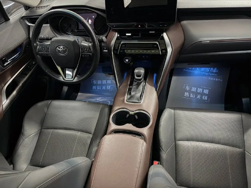 TOYOTA HARRIER — фото 14