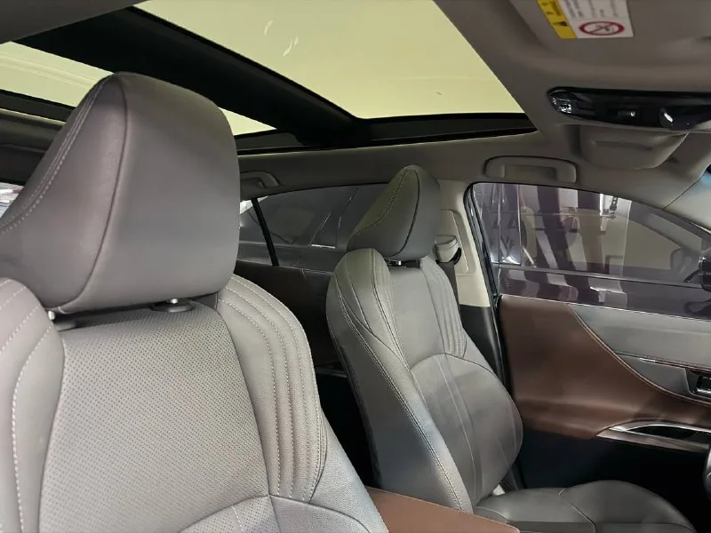 TOYOTA HARRIER — фото 18