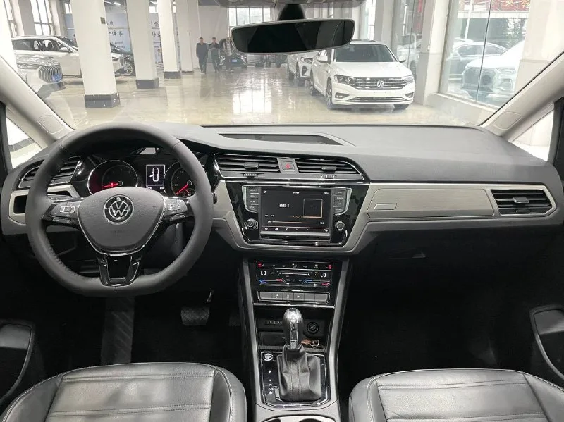 Volkswagen Touran 2022