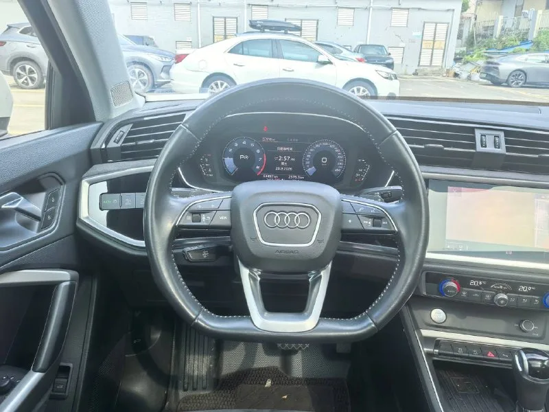 Audi Q3 35 TFSI 2020 — фото 17