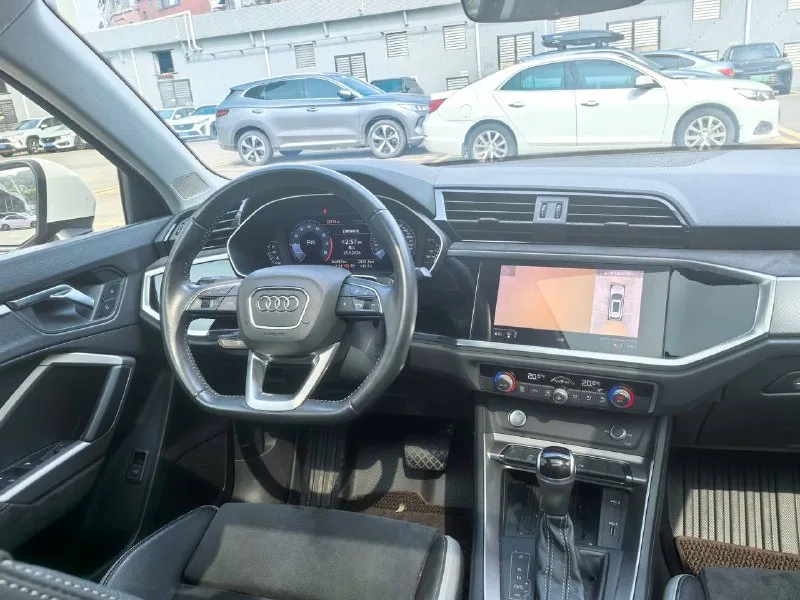 Audi Q3 35 TFSI 2020 — фото 19