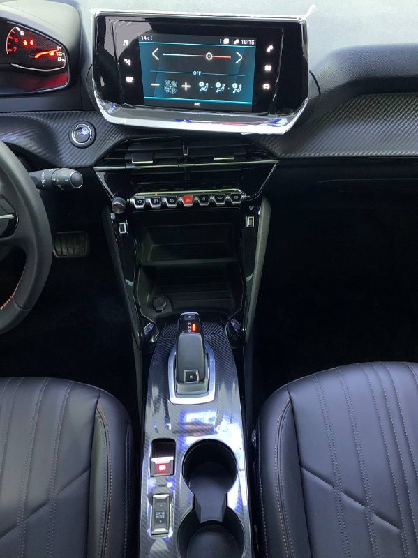 Peugeot 2008 2021