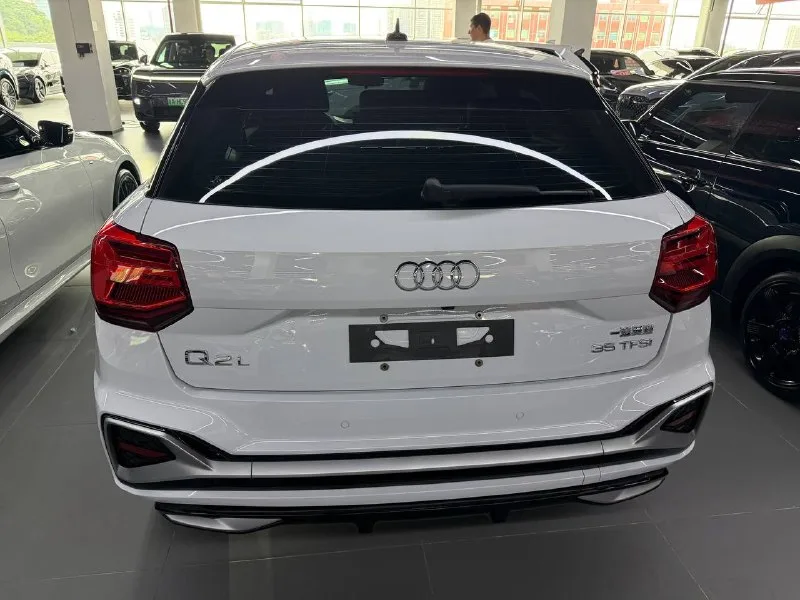 Audi Q2L 35 TFSI 2022 — фото 4